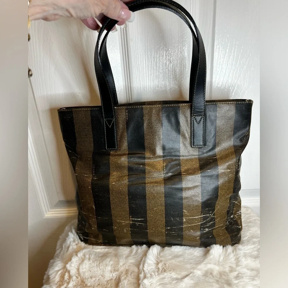 FENDI VINTAGE ITALIAN LEATHER PENGUIN STRIPED PURSE TOTE - Picture 2 of 15